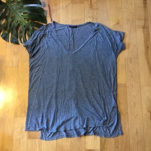 Brandy Melville t-shirt